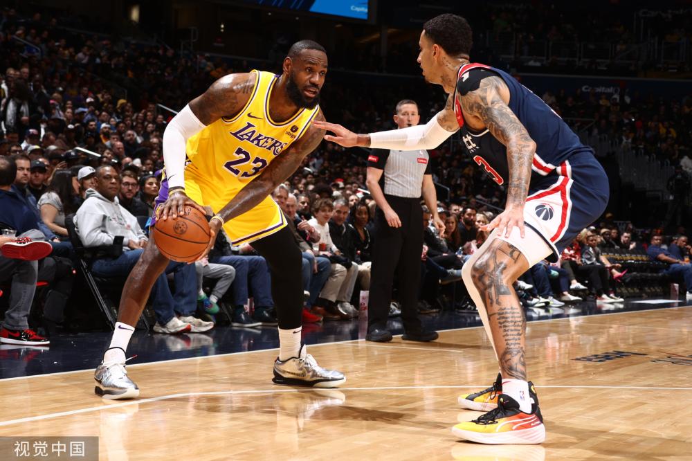 与波兰中锋 与波兰中锋