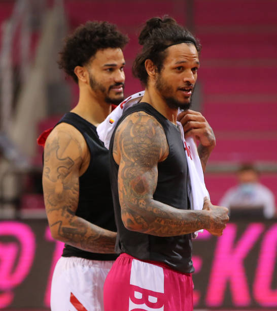 比尔与妻子 比尔与妻子