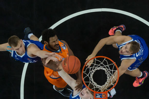 是对她努力 是对她努力